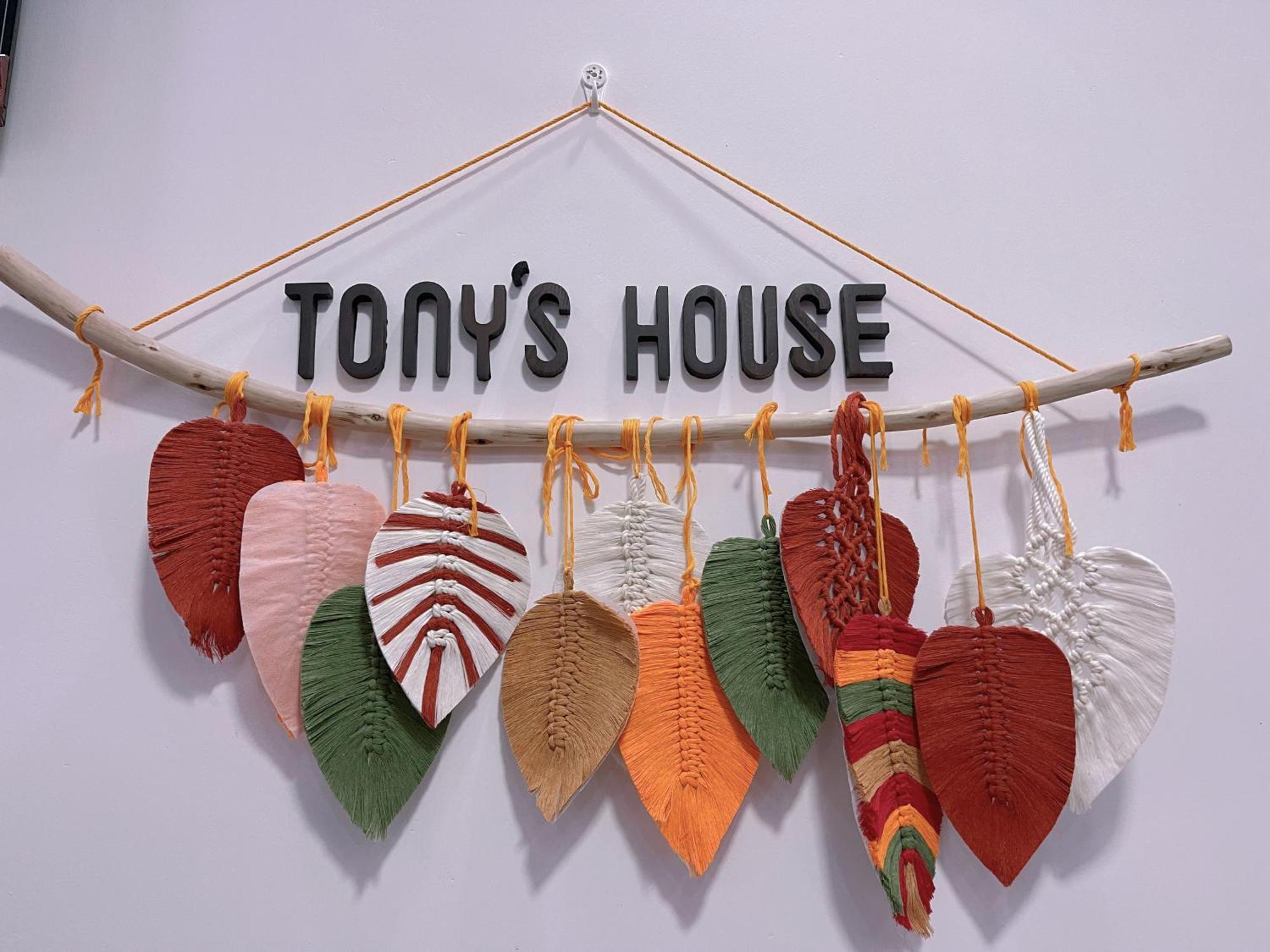 Tony Ha Noi 02
