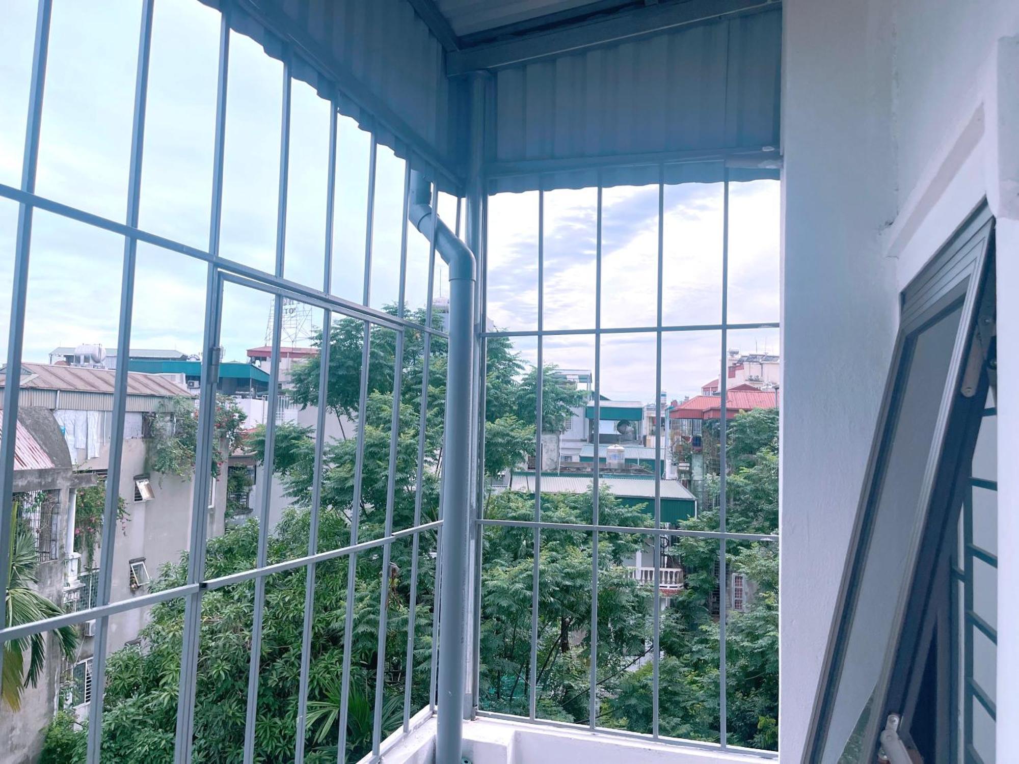 Homestay Tony Ha Noi 02 *